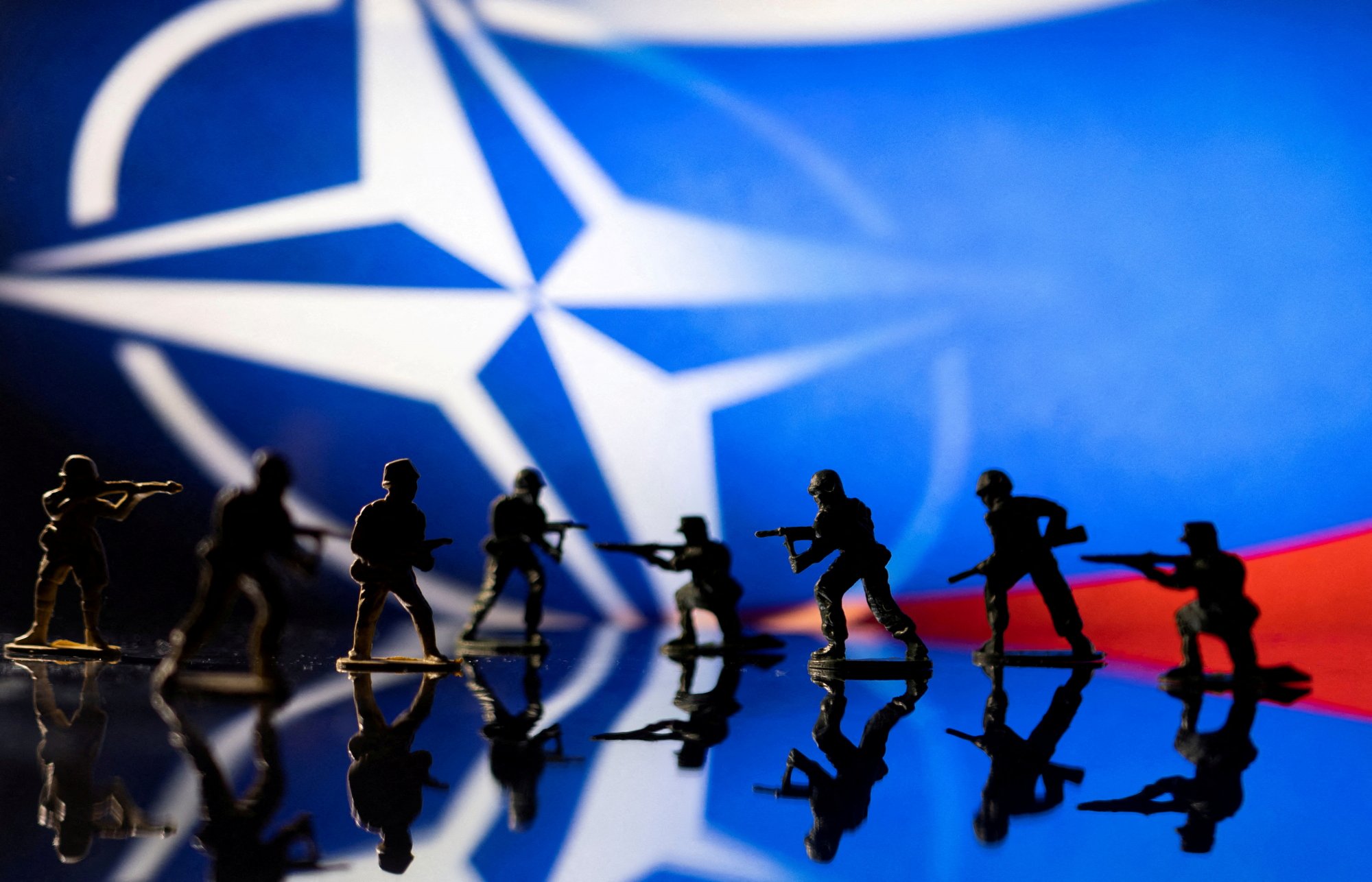 Ουκρανία: Είναι πραγματικά έτοιμο το ΝΑΤΟ για πόλεμο με τη Ρωσία;