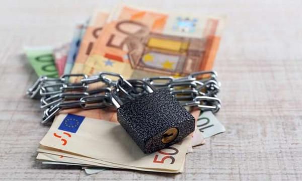 Εφορία: Έρχονται μπόνους για συνεπείς οφειλέτες – «Ξεκλειδώνουν» δεσμευμένοι τραπεζικοί λογαριασμοί