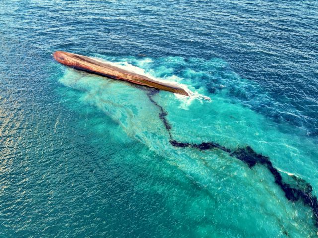 Πετρελαιοκηλίδα στην Καραϊβική: 35.000 βαρέλια μαζούτ καταστρέφουν το θαλάσσιο οικοσύστημα