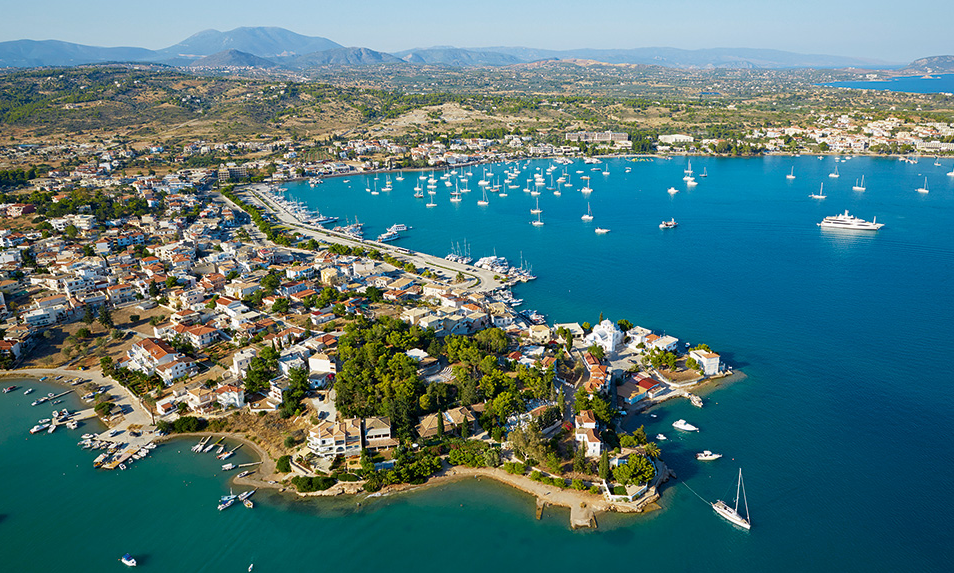 Τουρισμός: Πυρετός για luxury επενδύσεις στην «Κυανή Ακτή» της Ελλάδας
