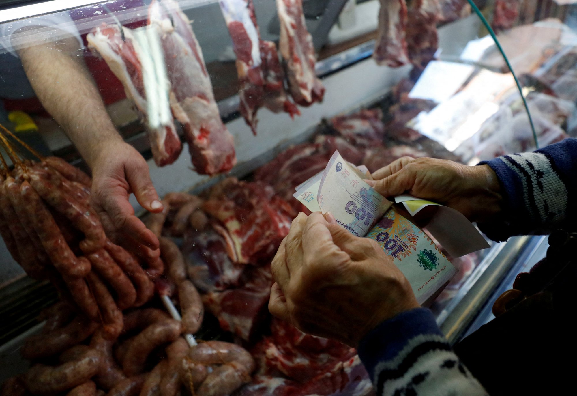 Όταν η υγεία γίνεται πολυτέλεια – Οι Αργεντίνοι επιλέγουν να πάρουν φαγητό και όχι φάρμακα