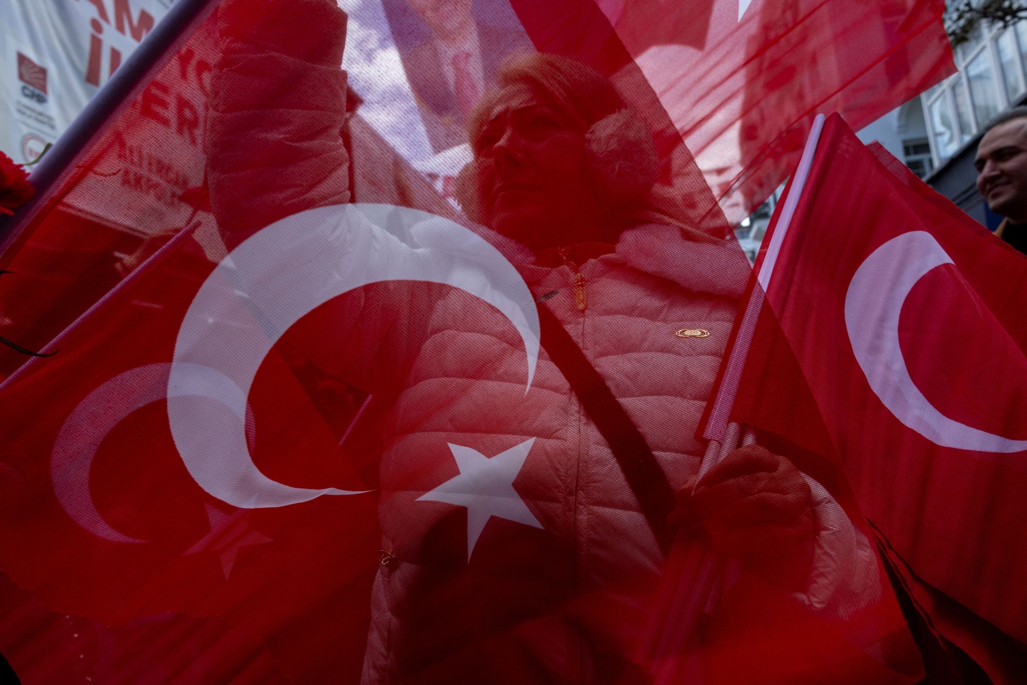 Τουρκία: Χαλαρώνει τους κανόνες για αναγκαστική αγορά κρατικών ομολόγων από τις τράπεζες