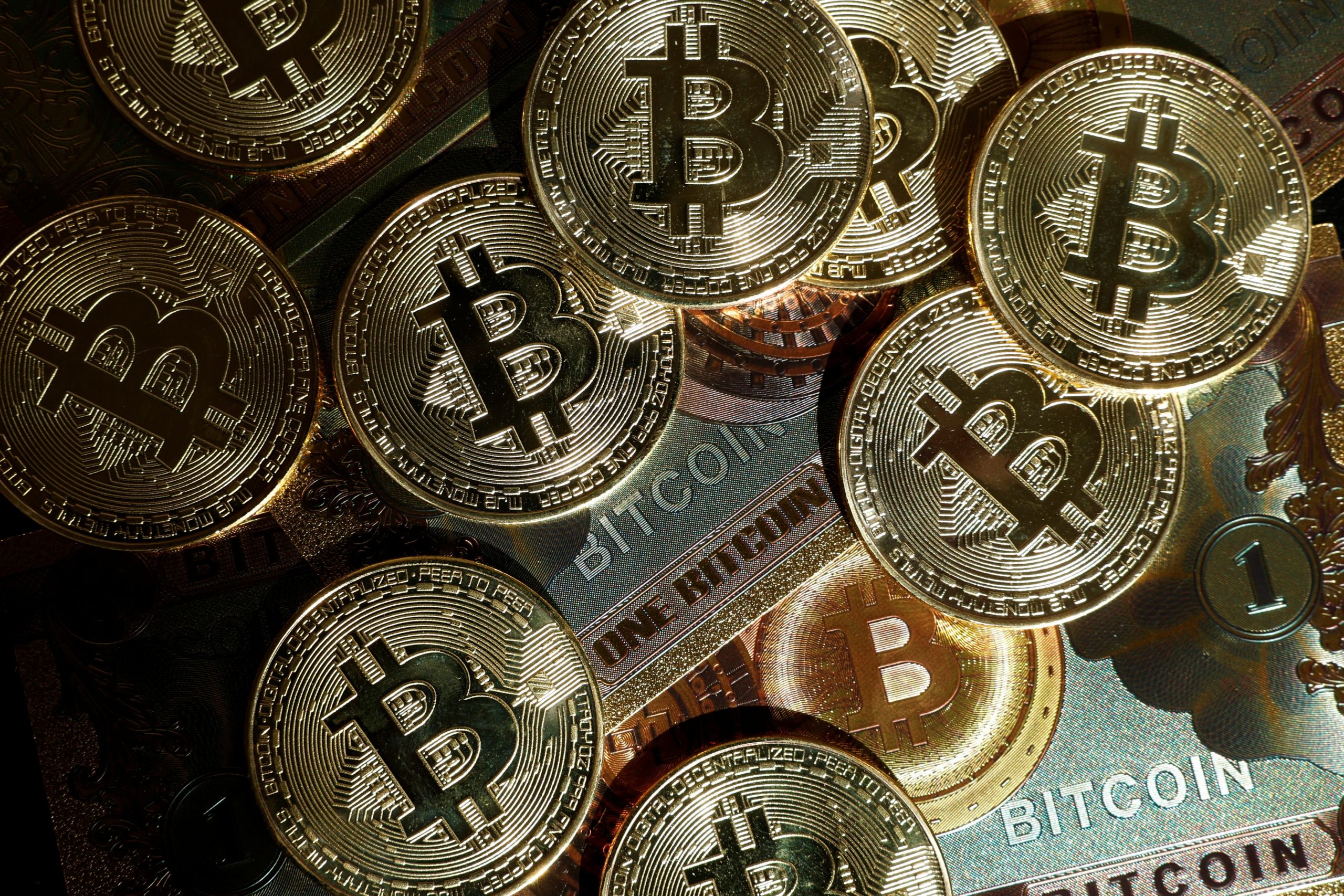 Bitcoin: Ιστορικό ρεκόρ τη Δευτέρα, για πρώτη φορά πάνω από τα 72.000 δολάρια [γράφημα]