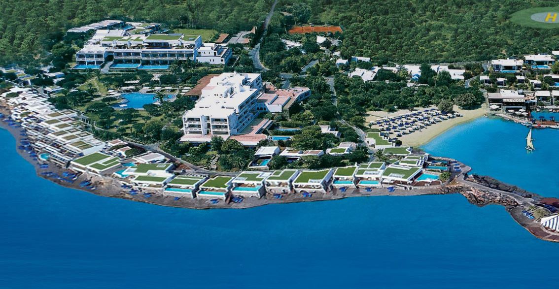 Elounda Beach: Στις 15 Μαΐου βγαίνουν στο σφυρί τα ξενοδοχεία Μαντωνανάκη