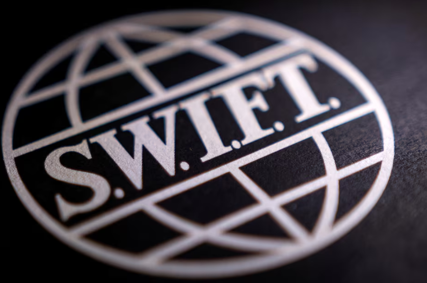 SWIFT: Μπαίνει στα… crypto – Ποιες χώρες συμμετέχουν στις δοκιμές