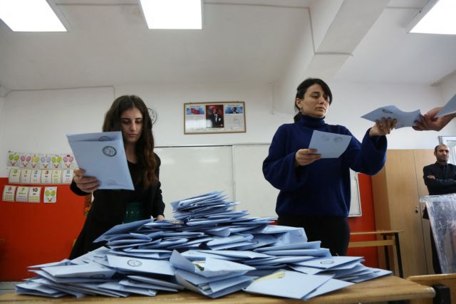 Τουρκία: Αλλαγή πολιτικού σκηνικού με νίκη της αντιπολίτευσης στις τοπικές εκλογές
