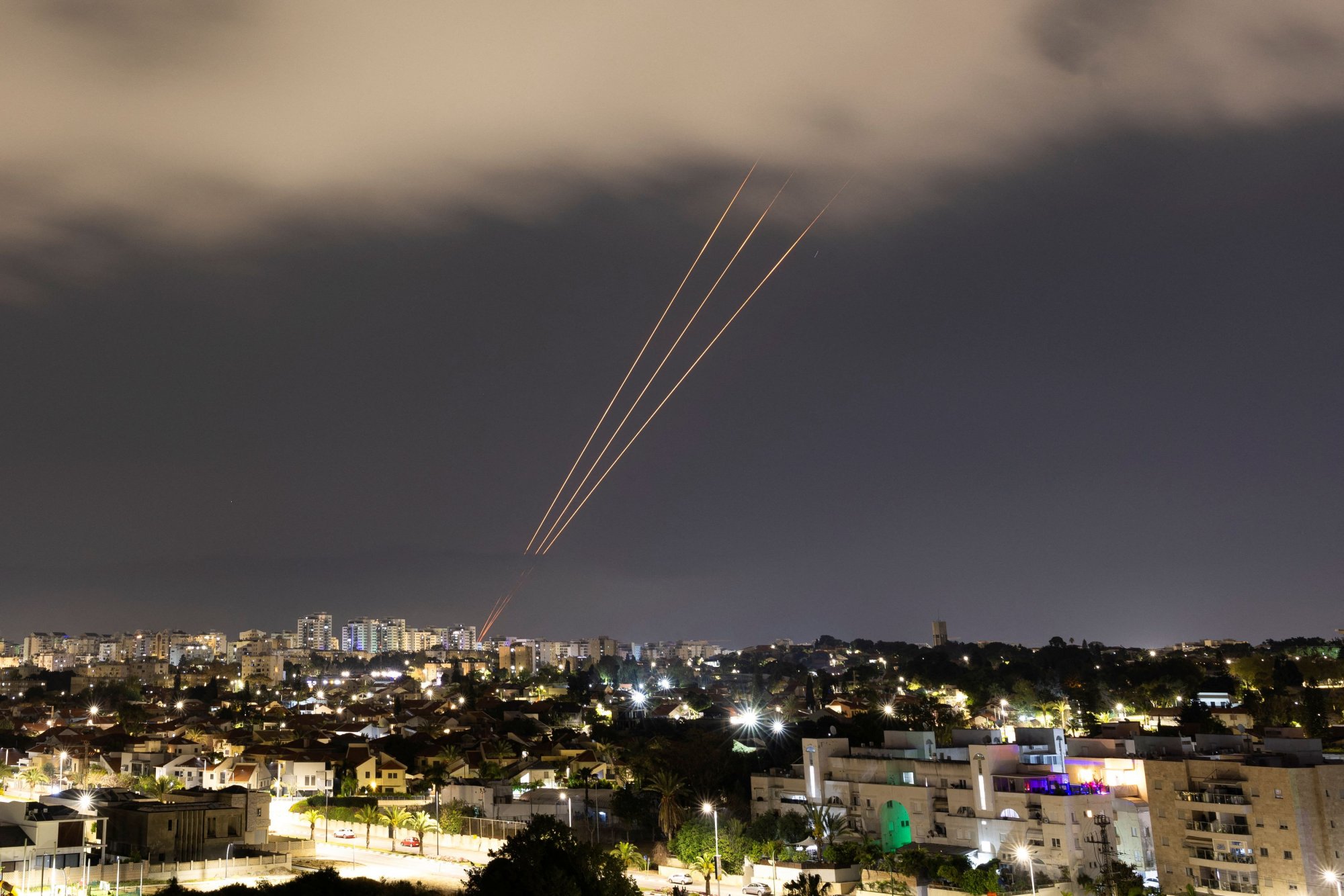 Αεροπορικές εταιρείες: Νέες προκλήσεις μετά την ιρανική επίθεση στο Ισραήλ