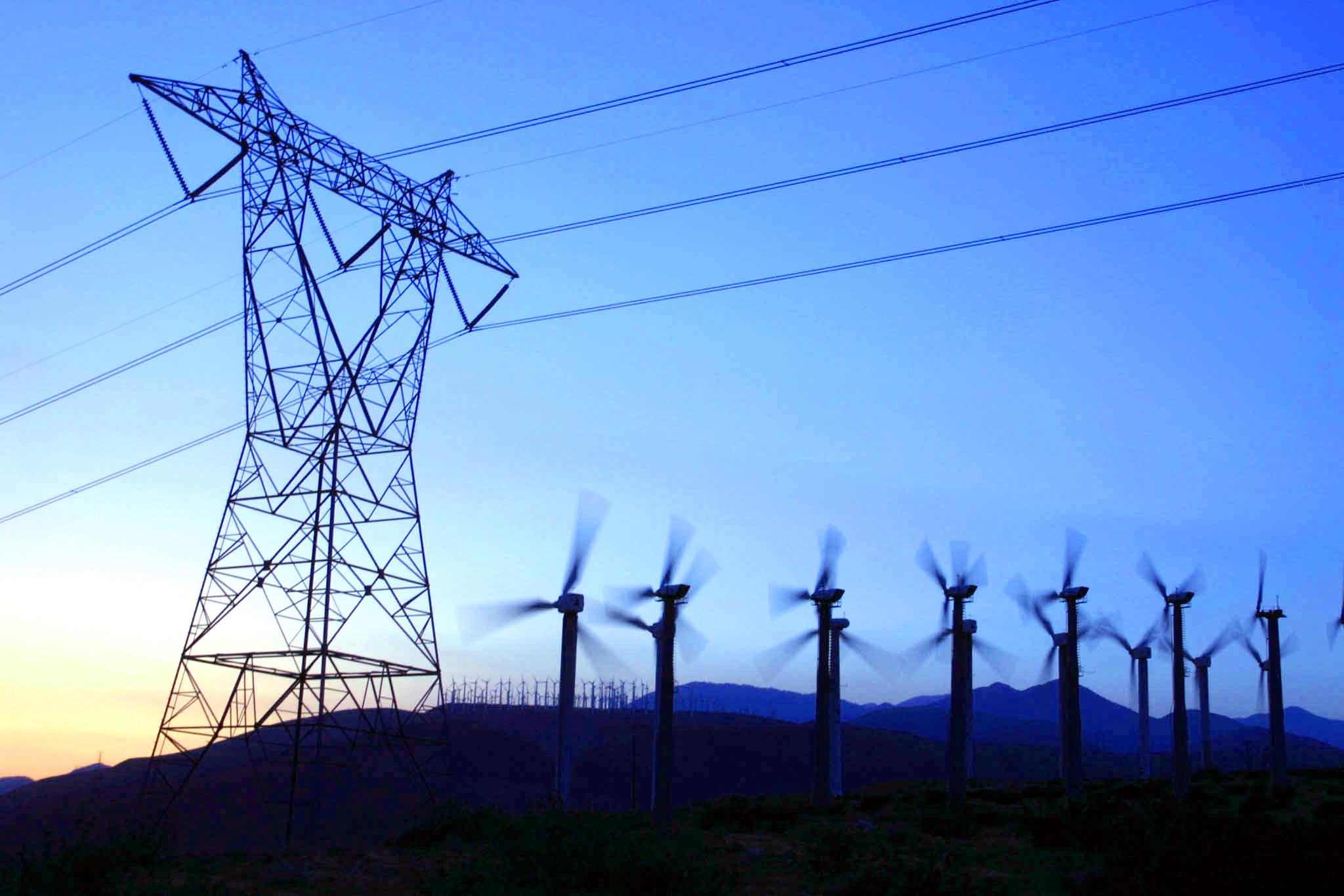 ΗΠΑ: Τα data centers… λυγίζουν ενεργειακά τις εταιρείες ηλεκτρικής ενέργειας