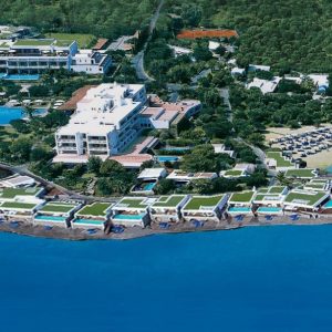 Όμιλος Μαντωνανάκη: Ακυρώθηκε ο πλειστηριασμός των ξενοδοχείων – Κέρδισε έναν τουλάχιστον χρόνο