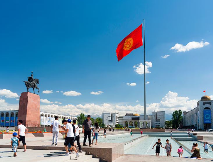 Κιργιστάν: Η οικονομική λαβή του Πεκίνου ωριμάζει το «διαζύγιο» με τη Μόσχα