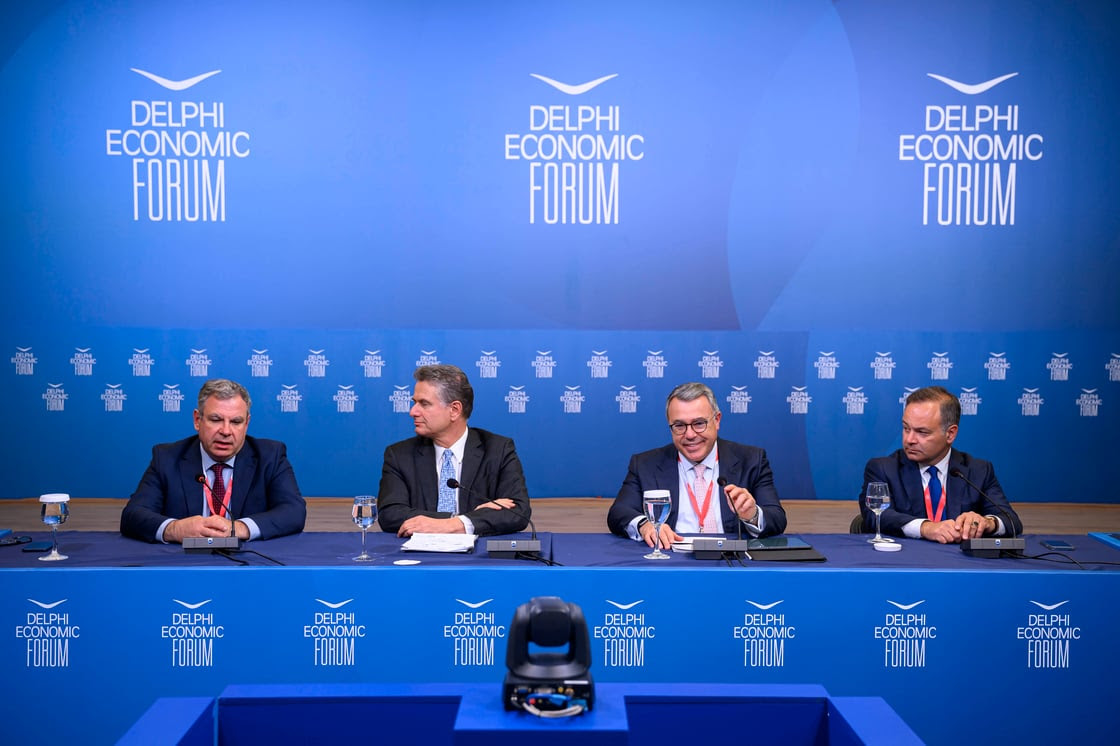 9ο Οικονομικό Φόρουμ των Δελφών: Η πορεία της ελληνικής οικονομίας και τα επόμενα βήματα