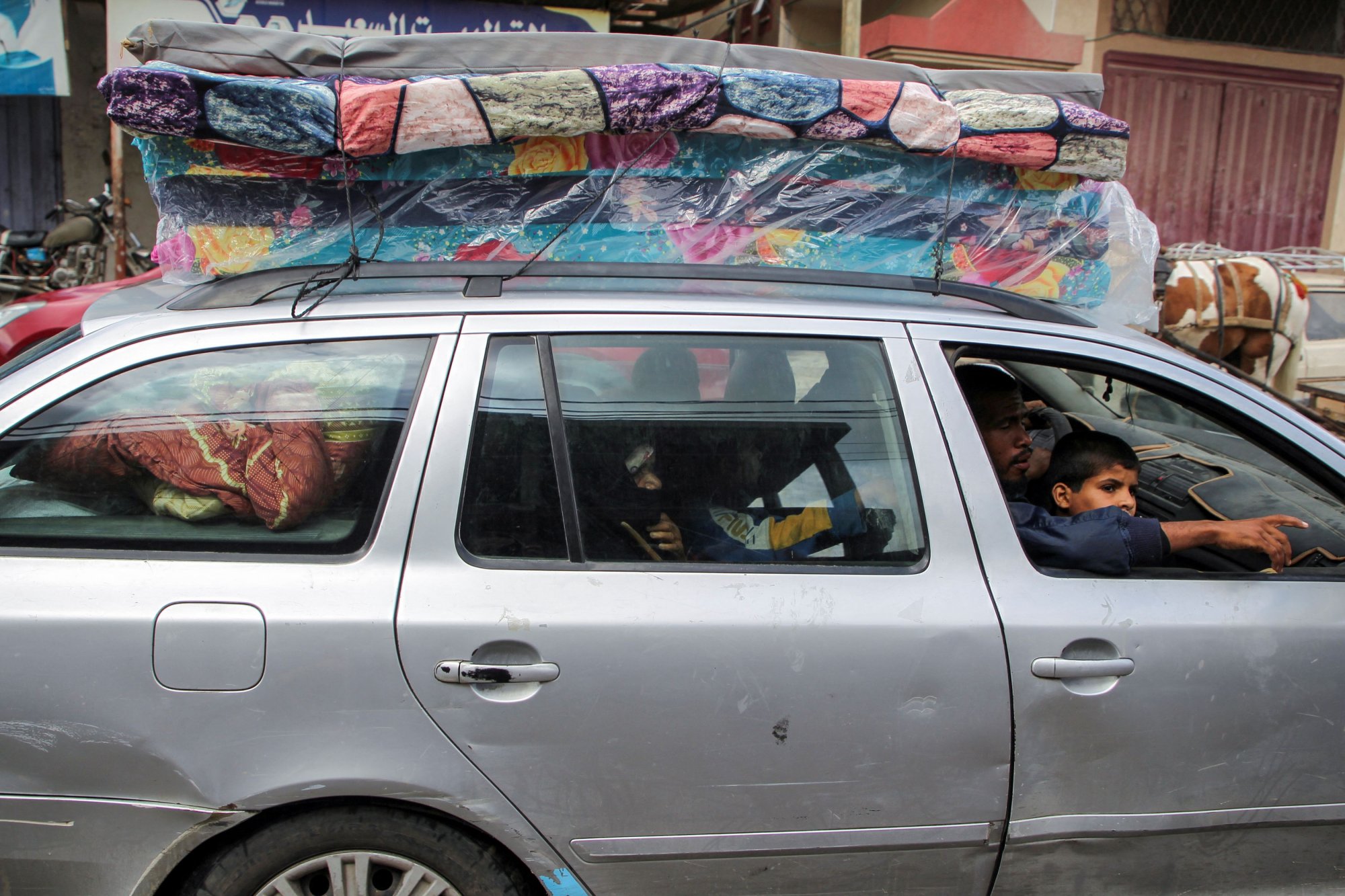 Χαμάς: Θα συνεχίσουμε τις διαπραγματεύσεις για εκεχειρία παρά την εκκένωση της Ράφα