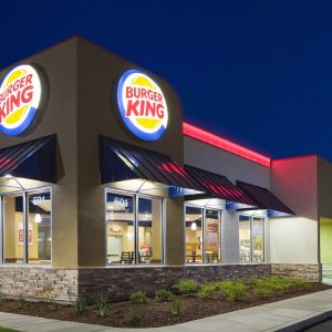 Στα δικαστήρια η Burger King για παραπλάνηση καταναλωτών