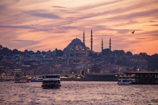 Κωνσταντινούπολη: Προχωρά σε ιδιωτικοποιήσεις για να χρηματοδοτήσει τη σχέδιο ανάπτυξης