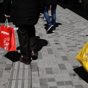 ΕΛΣΤΑΤ: Αύξηση 5,3% στο λιανεμπόριο τον Οκτώβριο [γραφήματα]