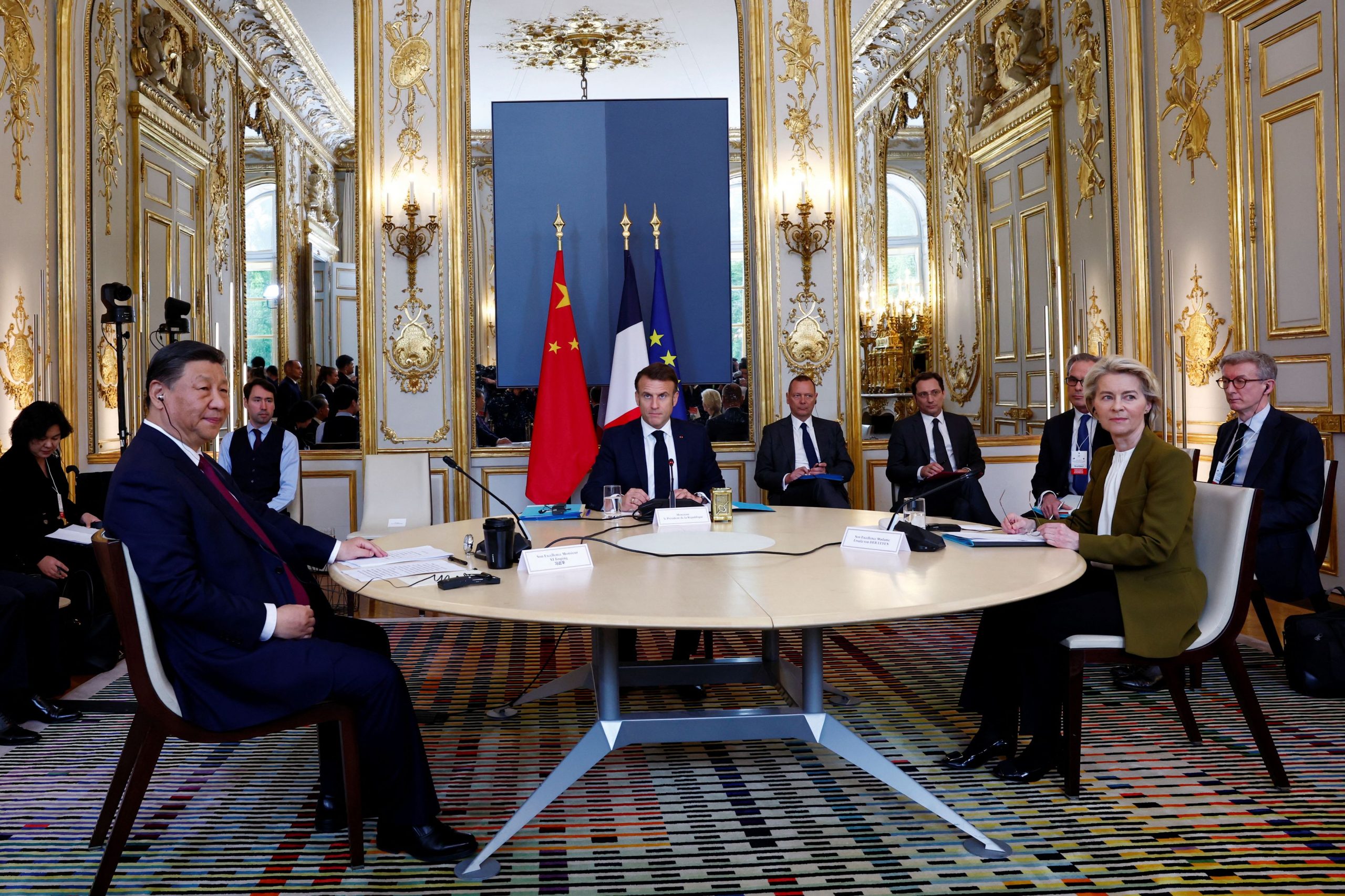Γαλλία: Συμφωνίες με κινεζικές εταιρείες στο περιθώριο της επίσκεψης Σι στο Παρίσι