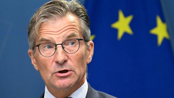 Κεντρική τράπεζα Σουηδίας: Διατηρεί αμετάβλητα τα επιτόκια στο 1,75%