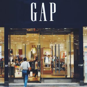 Gap: Σταθερότητα απέναντι στο φρένο των δασμών – Τα «κρυφά χαρτιά»
