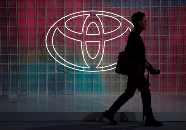 Tοyota: Μεγάλο deal 26 δισ. δολ. με εξαγορά βασικού προμηθευτή της .