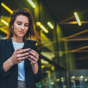 Smartphone: Βλάπτει σοβαρά την παραγωγικότητα