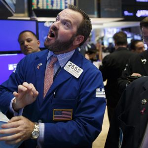 Wall Street: Ιστορικό κλείσιμο για Dow για πρώτη φορά πάνω από τις 52.000 μονάδες