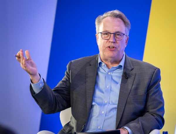 Γουίλιαμς – Fed: Δεν θα μείνει ακέφαλη η FOMC