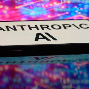 Amazon: Εξετάζει περαιτέρω επενδύσεις στην Anthropic
