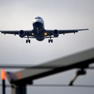 Delta: Αυξάνει τις χρεώσεις των παραδιδόμενων αποσκευών