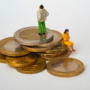 Συντάξεις: Ποιοι διεκδικούν αναδρομικά έως 16.800 ευρώ από επικουρικές