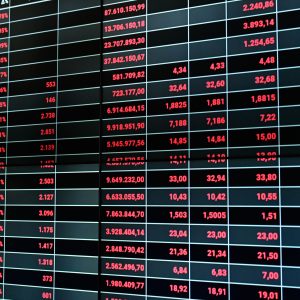 Χρηματιστήριο Αθηνών: Το «ρίχνουν» τράπεζες και ΟΤΕ