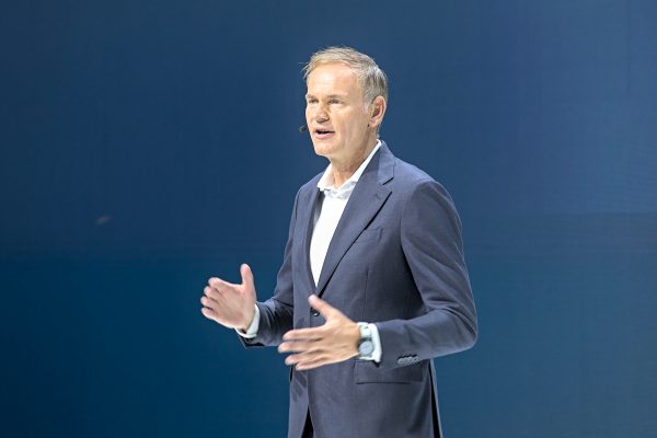 Volkswagen: Εργαζόμενοι θα «ανακρίνουν» τον διευθύνοντα σύμβουλο για αναδιάρθρωση που απειλεί 140.000 θέσεις εργασίας