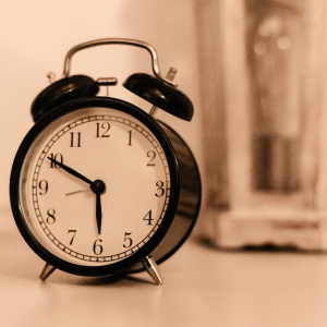 Αλλαγή ώρας: Την Κυριακή οι δείκτες του ρολογιού μία ώρα μπροστά