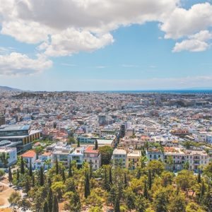 «Πάγωμα» διεκδικήσεων του Δημοσίου: Ασπίδα για χιλιάδες ιδιοκτήτες