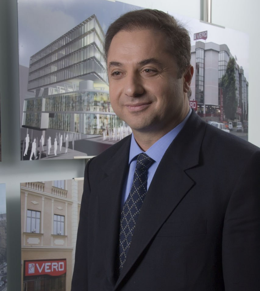 Βερόπουλος: Σχέδια για νέα καταστήματα σε Σερβία και Σκόπια – Άγγιξαν τα 200 εκατ. οι πωλήσεις το 2024 
