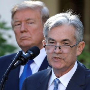 Τραμπ: Δεν θα διορίσει επικεφαλής της Fed ο οποίος δεν θα μειώσει επιτόκια