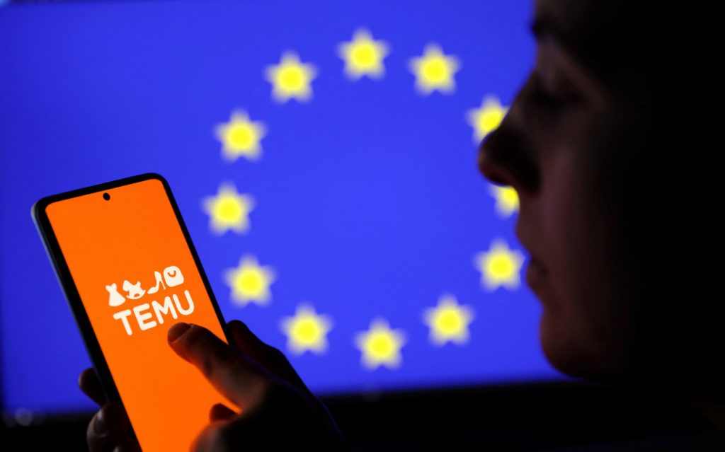 ΕΕ: Επιβάλει ενιαίο φόρο σε μικρά αντικείμενα από online παραγγελίες