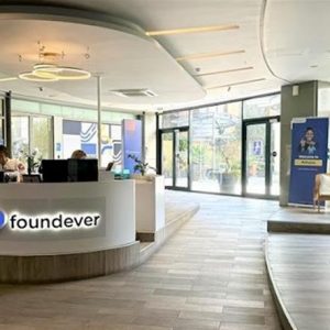Έρευνα Foundever: Η εξυπηρέτηση πελατών ως εργαλείο αύξησης πωλήσεων 