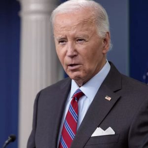 Μπάιντεν: Πόσο πουλά τα δικαιώματα για τα απομνημονεύματά του