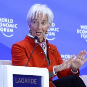 Λαγκάρντ: Δεν είναι δεδομένη η μετάβαση στο θρόνο του Νταβός