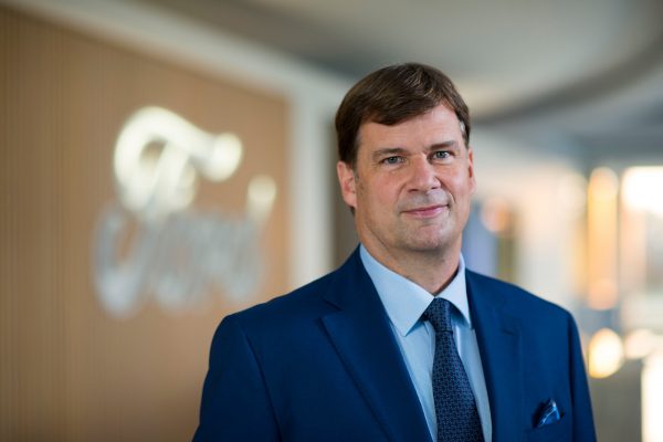 Ford: Τι έκανε ο CEO για να προσελκύσει τους νέους στη βιομηχανία