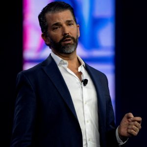 Τραμπ: Πώς ο Ντόναλντ Τραμπ Τζούνιορ επωφελείται από την προεδρία του πατέρα του