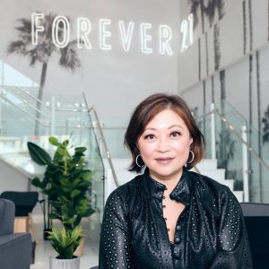 Forever 21: Νέα εποχή χωρίς φυσικά καταστήματα στις ΗΠΑ