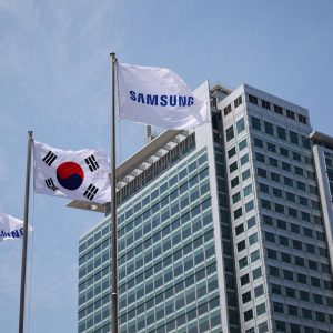 Samsung Electronics: Mega-deal με την Tesla στους ημιαγωγούς