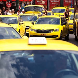 Ταξί : Τραβούν «χειρόφρενο» για 48 ώρες – Θα εξυπηρετούνται μεταφορές από προς και τα νοσοκομεία