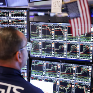 Wall Street: Τα φώτα στη Fed μετά το sell off της προηγούμενης εβδομάδας