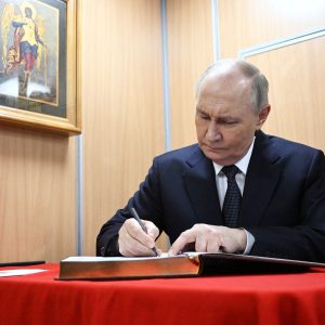 Ρωσία: Εκποιεί περιουσιακά στοιχεία για να καλυφθεί το κόστος του πολέμου