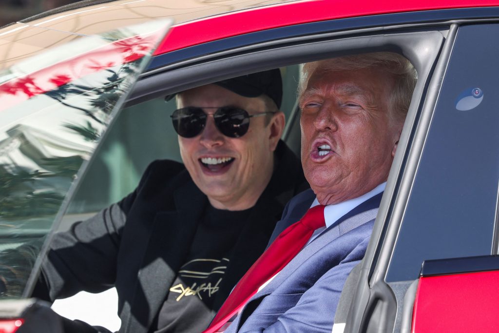 Tesla: Τι δείχνουν τα αποτέλεσματα τριμήνου, τι είπε ο Μασκ