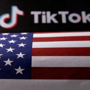 TikTok: Ο Τραμπ δήλωσε ότι θα δώσει άλλη μια παράταση εάν χρειαστεί