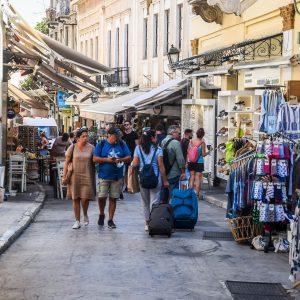 Τουρισμός: Πόσους ξένους αντέχει η Αθήνα και οι υποδομές της