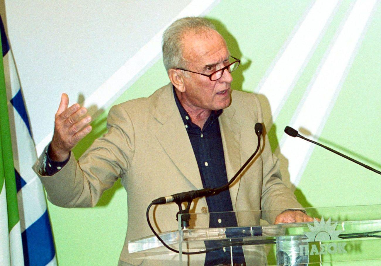 Χρήστος Ροκόφυλλος: Έφυγε από τη ζωή ο πρώην υπουργός κυβερνήσεων ΠΑΣΟΚ